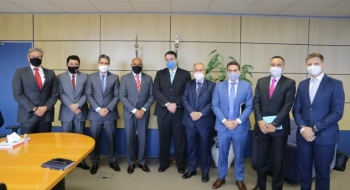 Rogério Cruz e secretários discutem projetos para cidade inteligente